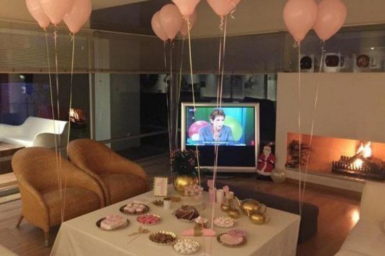 Ελληνίδα ηθοποιός ετοιμάζει τα πρώτα γενέθλια της κόρης της! (εικόνες)